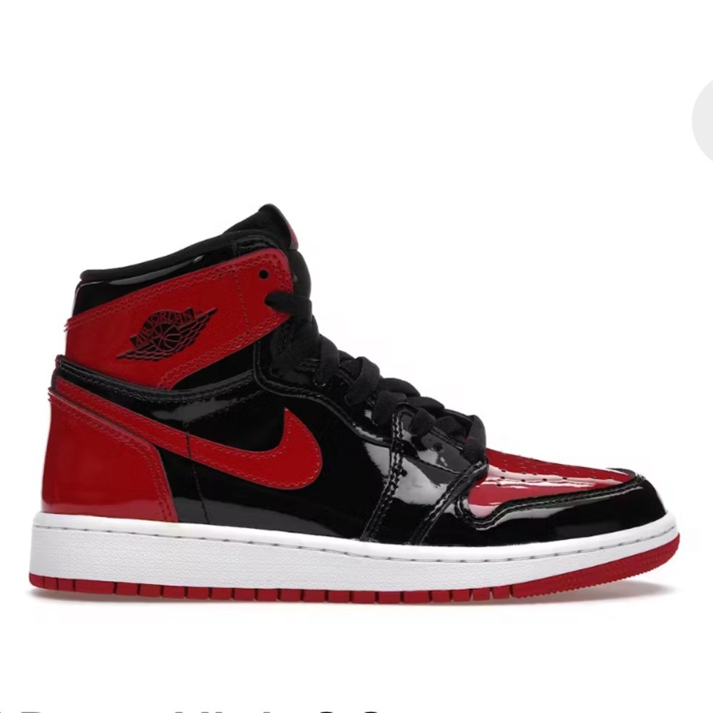 Jordan 1 Retro High OG Kids Sneakers - Black and Red